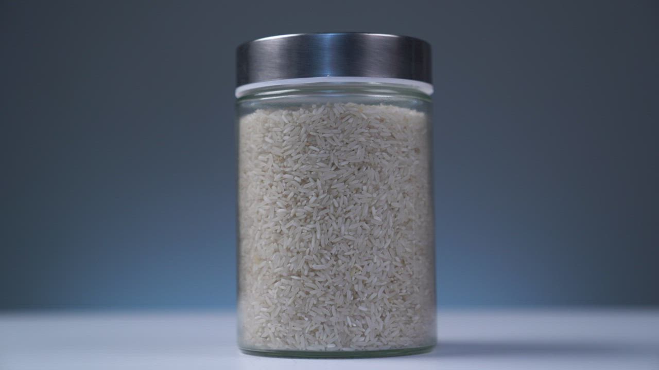 Cum, conform feng shui, trebuie așezat borcanul cu orez în februarie pentru a atrage prosperitatea.