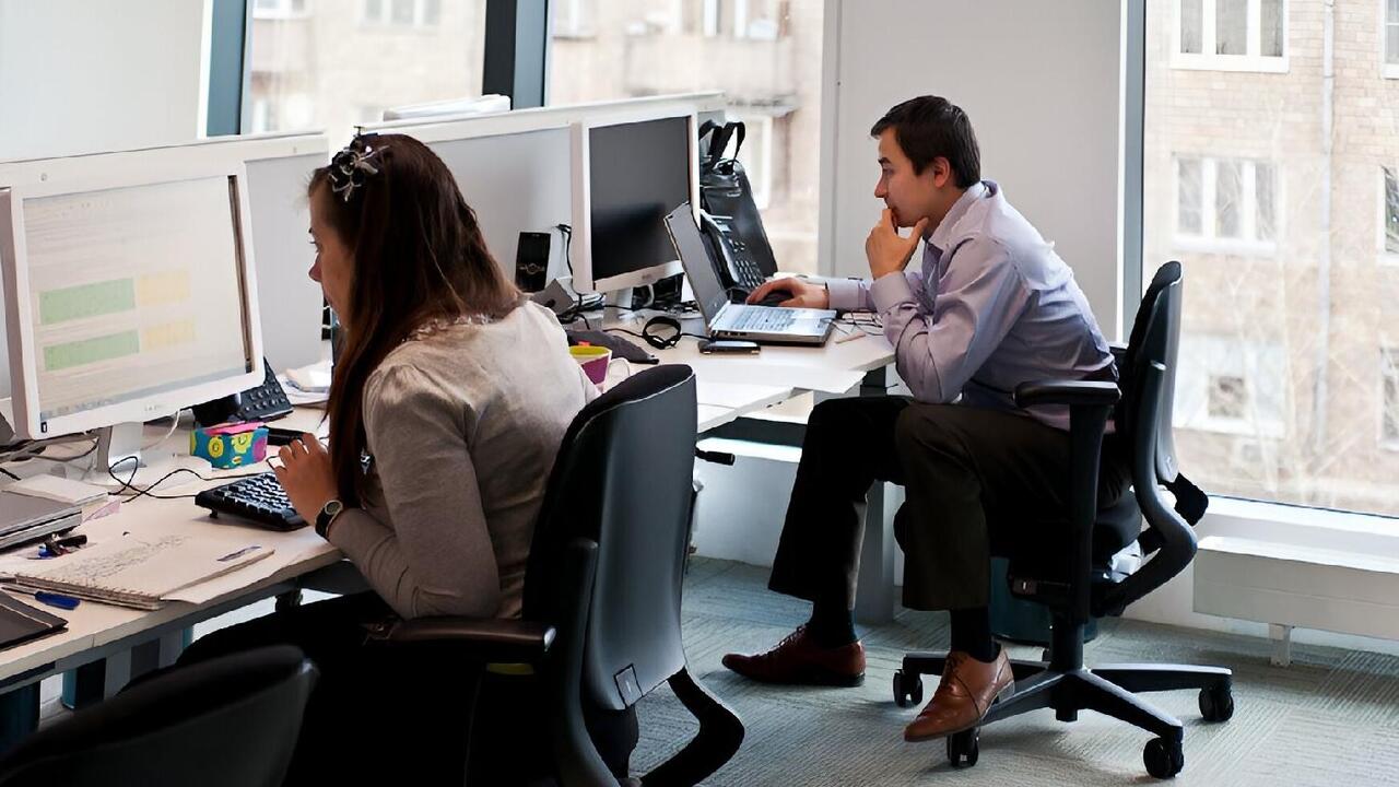 Curtea Supremă a dat o hotărâre în favoarea angajaților: au primit o zi liberă suplimentară în legătură cu moartea unei persoane apropiate și o garanție mai mare de angajare.