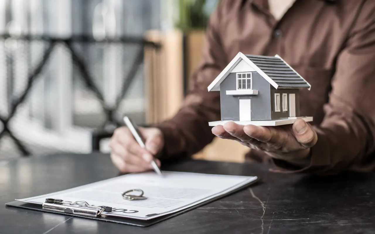 Legea succesiunii se modifică, simplificând procedura de moștenire a bunurilor: acum este posibil să deții proprietăți imobiliare fără testamente sau intervenția instanței.