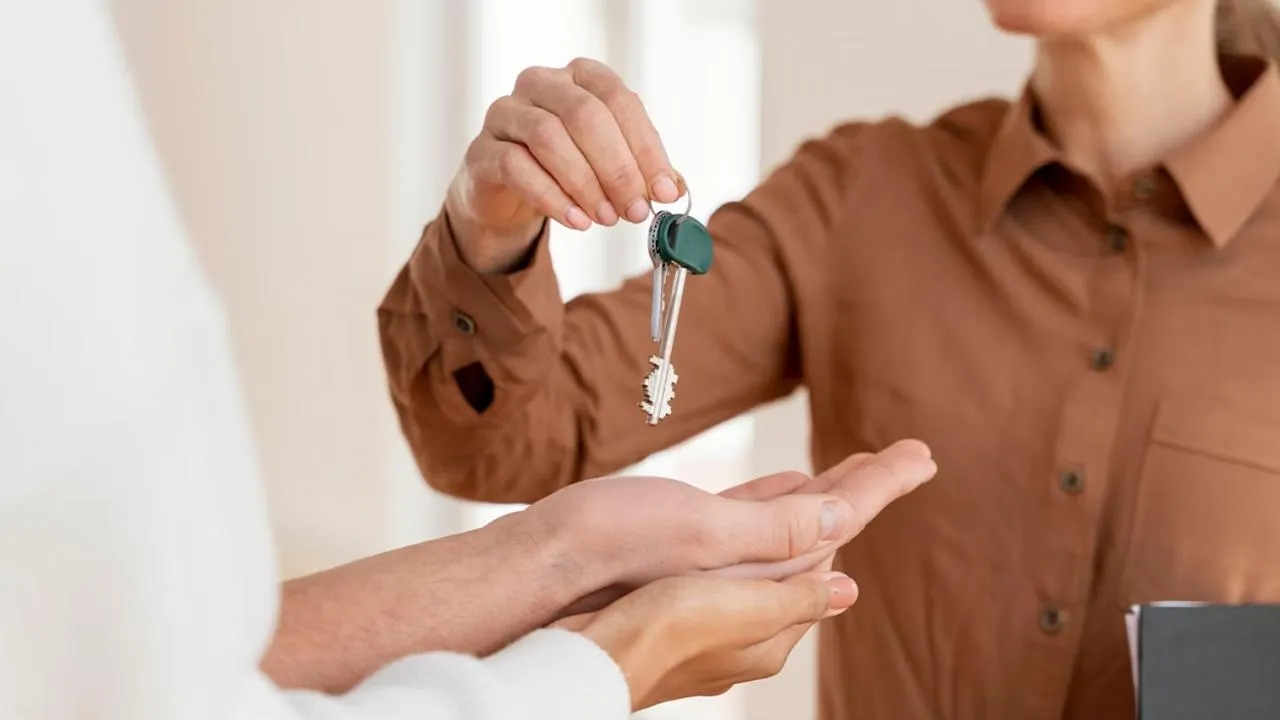 Dreptul succesoral | Dacă am moștenit o proprietate imobiliară care este în prezent închiriată, pot să o recuperez?