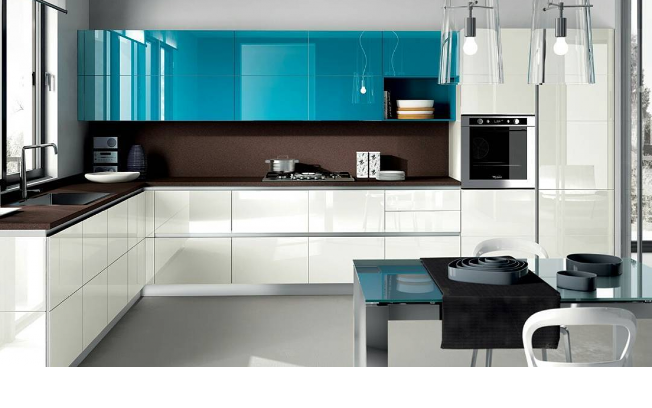 Spuneți adio aparatelor electrocasnice de pe blatul de bucătărie: 3 piese de mobilier noi, care optimizează spațiul și sunt deja la modă.