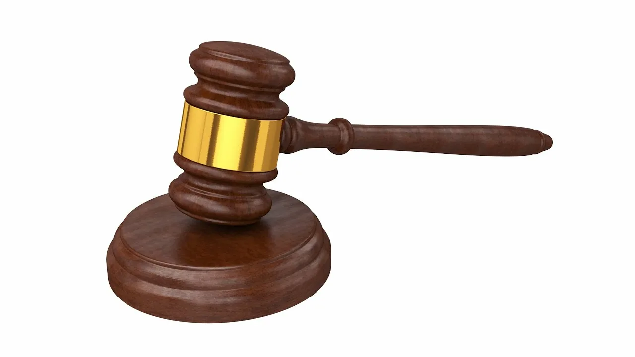 Conform acestei legi, instanțele judecătorești pronunță hotărâri în favoarea taților, iar mamele nu pot obține custodia copiilor lor.