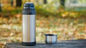 Dacă aveți un termos vechi, acesta este o adevărată comoară: cum îl puteți reutiliza și în ce scop?