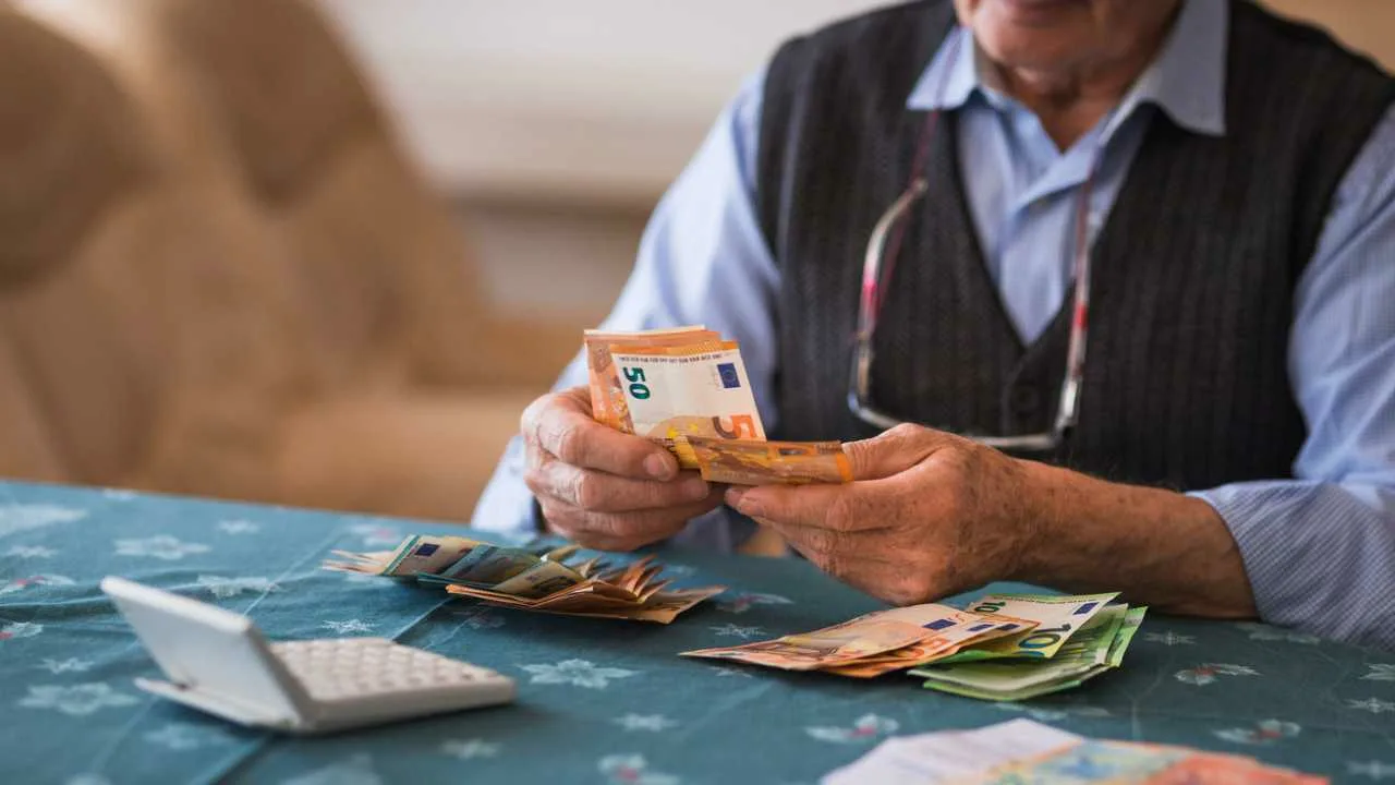 Curtea Supremă a modificat regulile și a decis să anuleze această cerință pentru obținerea pensiei: ce trebuie să faceți?