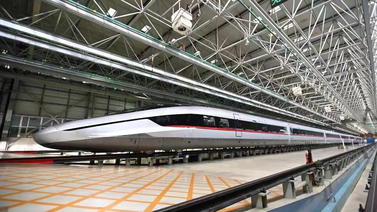 Se construiește cel mai rapid tren din America Latină: va atinge viteza de peste 350 km/h, va fi dotat cu cele mai noi tehnologii și este mândria cea mai mare a acestei țări.