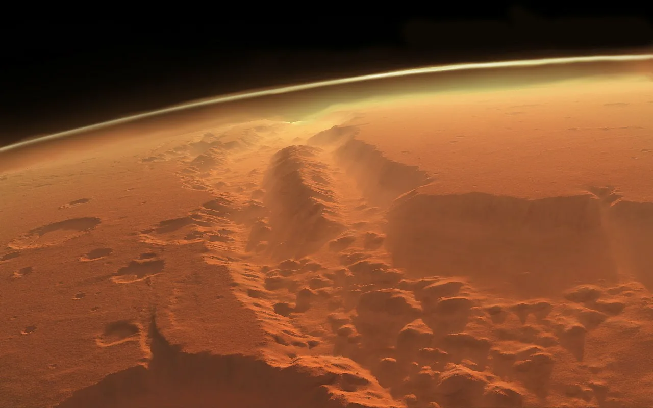 În cadrul studiului s-a stabilit care fenomene meteorologice contribuie la seceta de pe Marte.