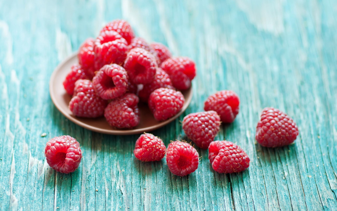 Zmeura: proprietățile, beneficiile și caloriile acestui fruct.