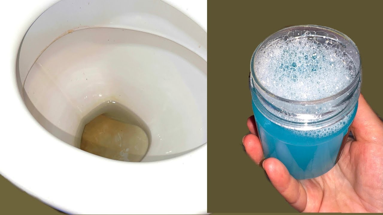 Uitați de produsele chimice pentru îndepărtarea depunerilor din toaletă: acest praf de casă din 3 ingrediente curăță la fel de bine și practic gratuit.