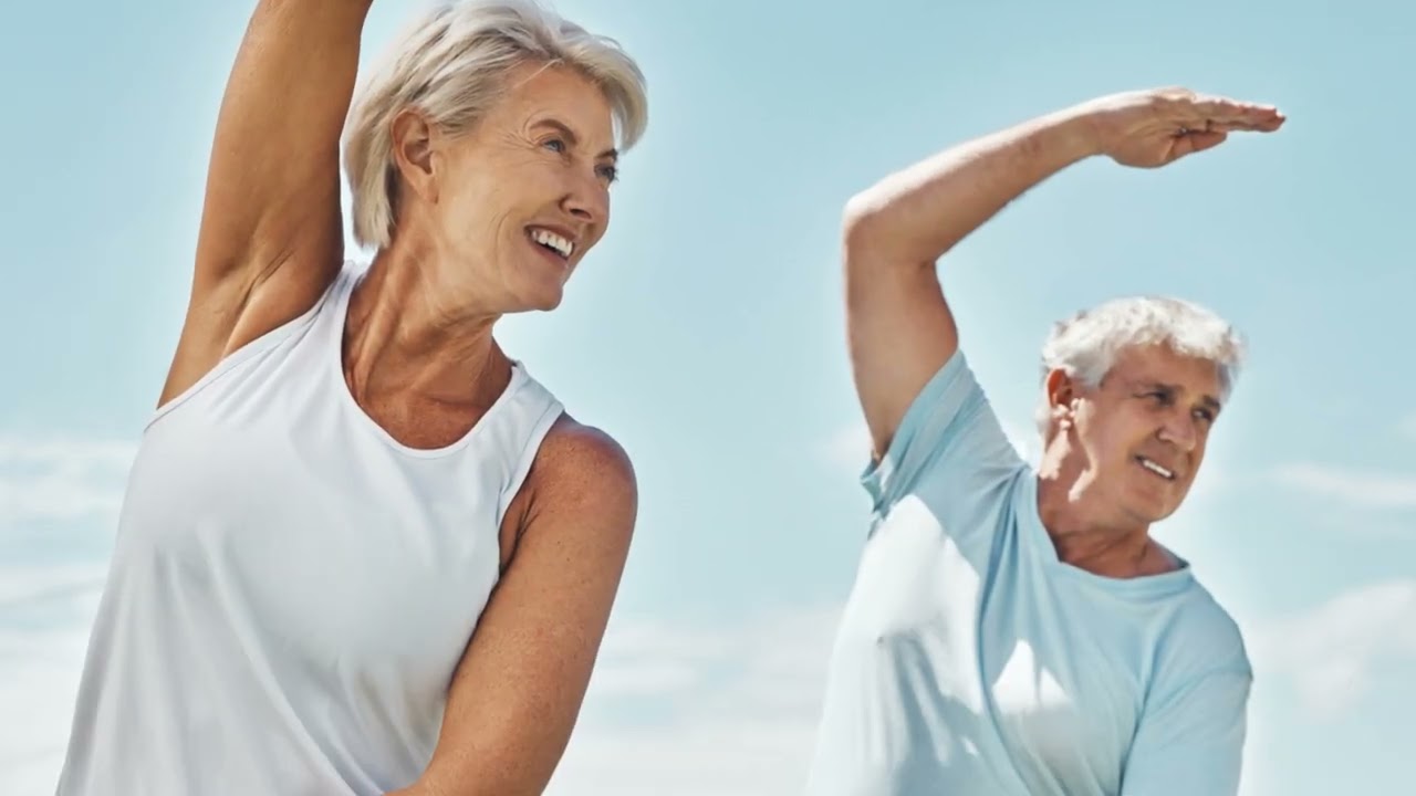 Oncologul Silvio Garattini, în vârstă de 97 de ani: „Pentru a trăi mai mult, este important să nu mănânci de cinci ori pe zi, ci să mănânci porții mici”.