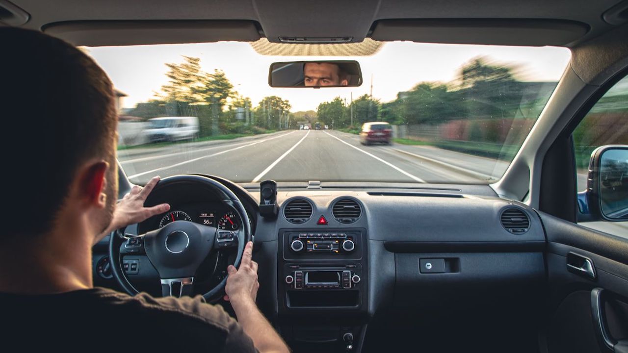 Oficial | Guvernul va verifica fiecare vehicul și va amenda toți șoferii care au amânat această procedură.