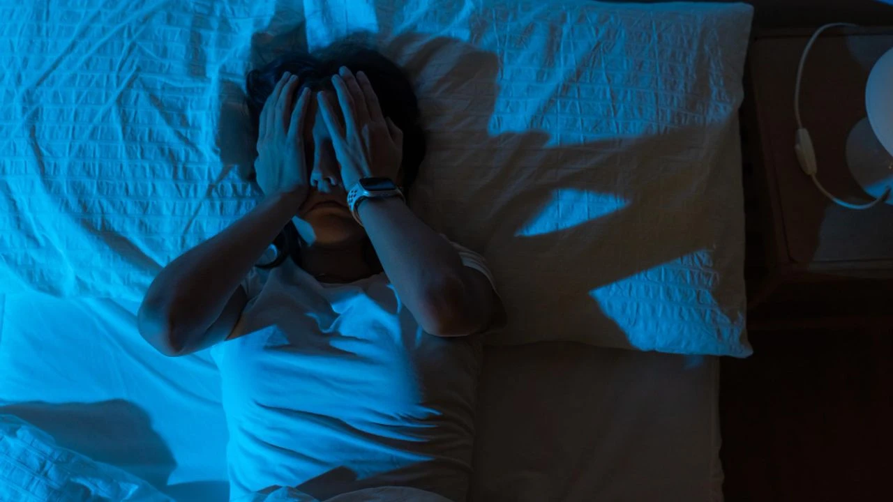 De ce dormiți prost în prima noapte într-un loc necunoscut?